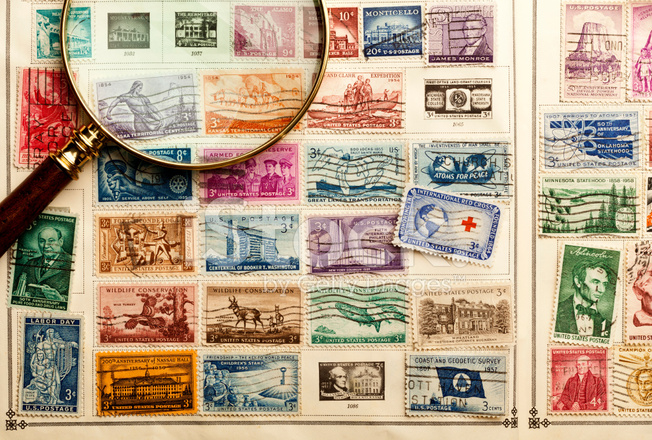 альбом с коллекцией марок 