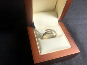 Арт 471-15 Кольцо с бриллиантами, 750 проба, размер 17,5, масса 3.67 гр. 17.000 рублей